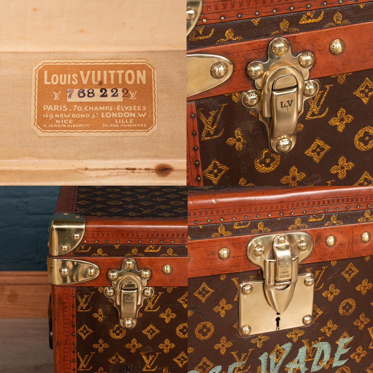 Antique 20th Century Very Rare Louis Vuitton Hat Trunk, circa 1930 5