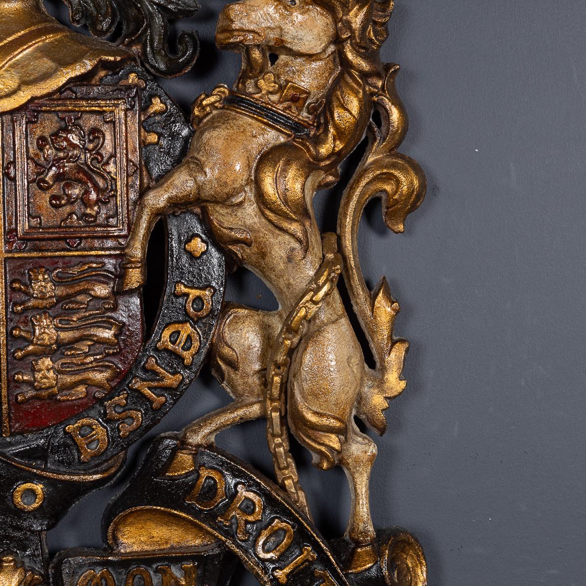 A.IYAL C ANTIQUE ROYAL ANTIQUE en fonte de fer du 20e siècle c.1900 en vente 7