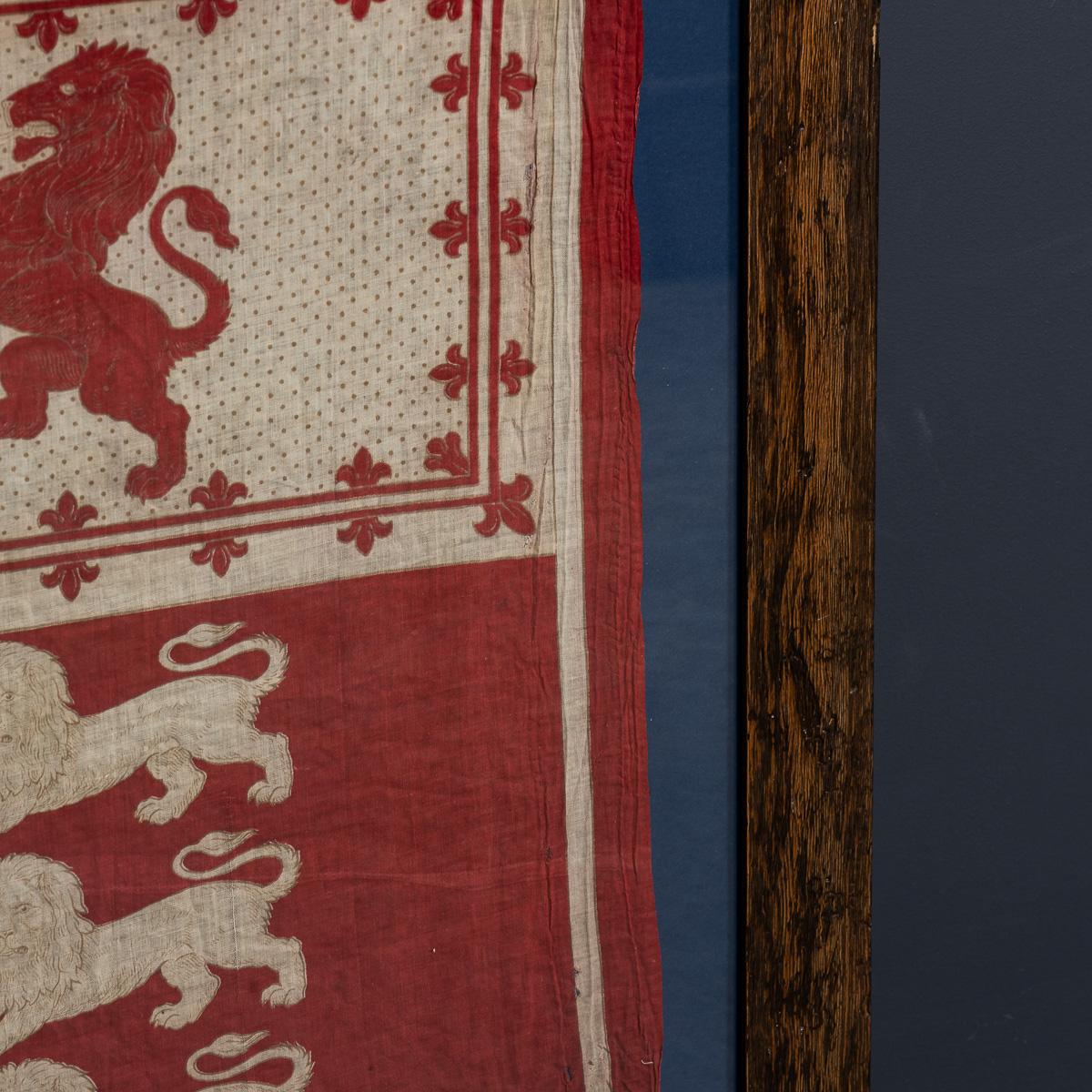 Antike viktorianische gerahmte königliche Standardflagge des 20. Jahrhunderts um 1900 im Angebot 3