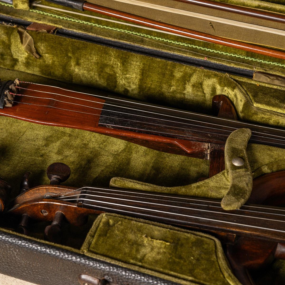Britannico Coppia di violini antichi vittoriani del 20° secolo di Rushworth & Dreaper in vendita