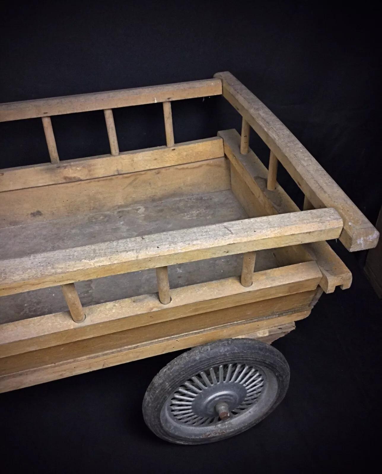 Antique 20th Century Wooden Two-Wheeled Cart - 2Y255 In Good Condition For Sale In Bordeaux, FR
