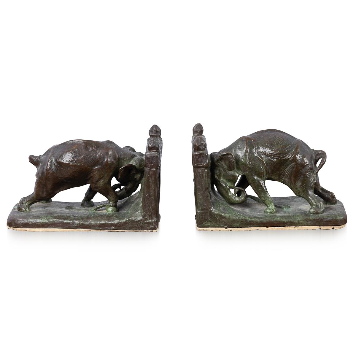 Antique 20thC American Art Deco Bronze Elephant Book Ends, Charles Robert Knight In Good Condition For Sale In Royal Tunbridge Wells, Kent