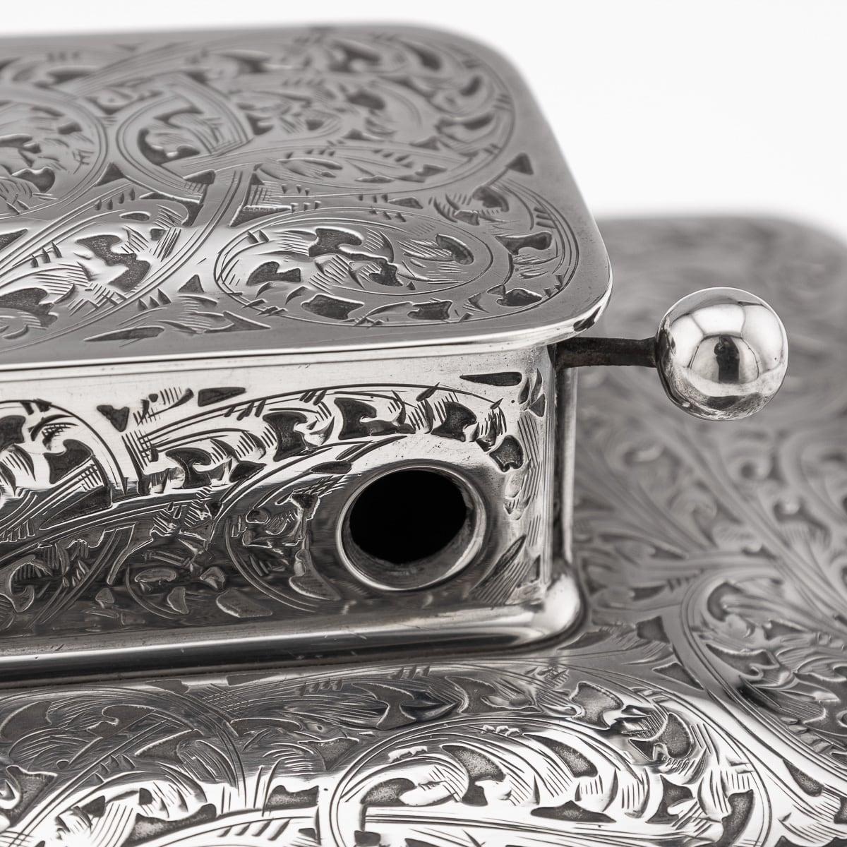 Antigua caja para puros de tres pisos de plata maciza americana del siglo XX, de Tiffany & Co. c.1920 en venta 6
