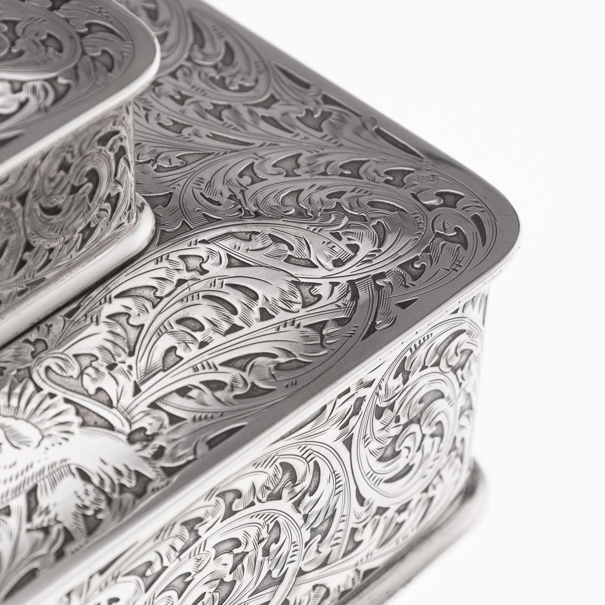 Antigua caja para puros de tres pisos de plata maciza americana del siglo XX, de Tiffany & Co. c.1920 en venta 10