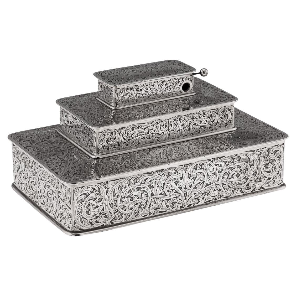 Antigua caja para puros de tres pisos de plata maciza americana del siglo XX, de Tiffany & Co. c.1920
