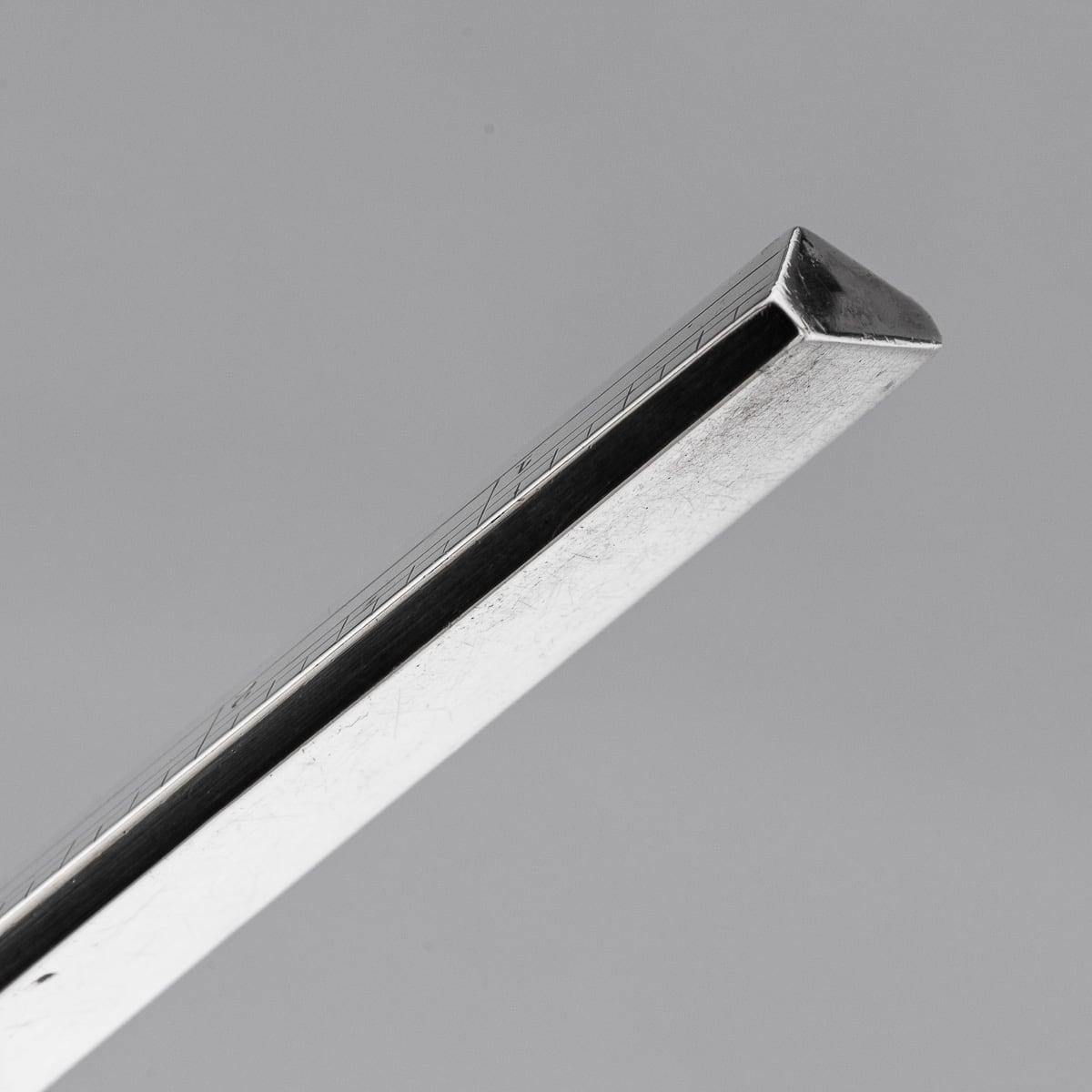 Antique British del XX secolo, righello pesato in argento massiccio. John Gloag Murdoch, 1910 ca. in vendita 7
