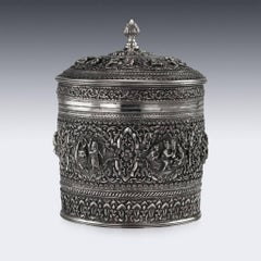 Antique Burmese Exceptional Solid Silver Betel Box, Rangoon, circa 1900