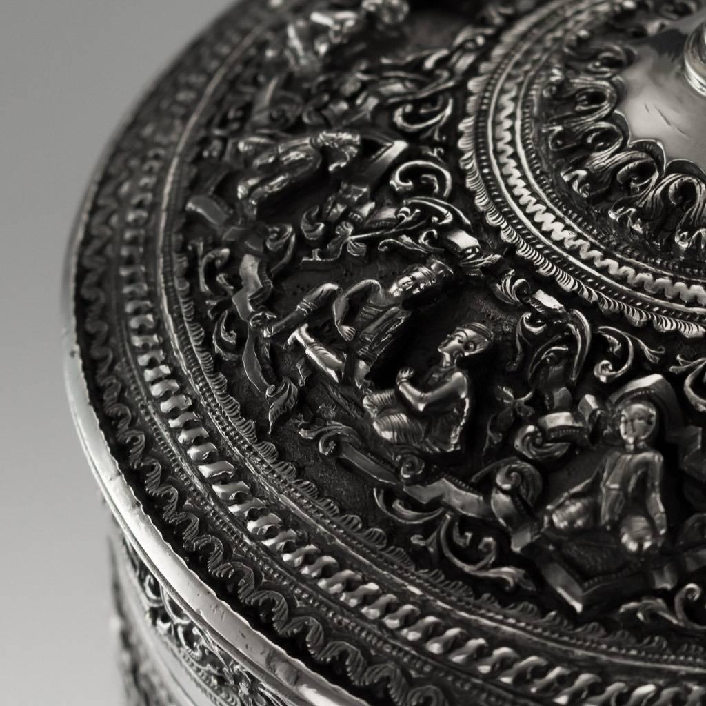 Antique Burmese Exceptional Solid Silver Betel Box, Rangoon, circa 1900 1