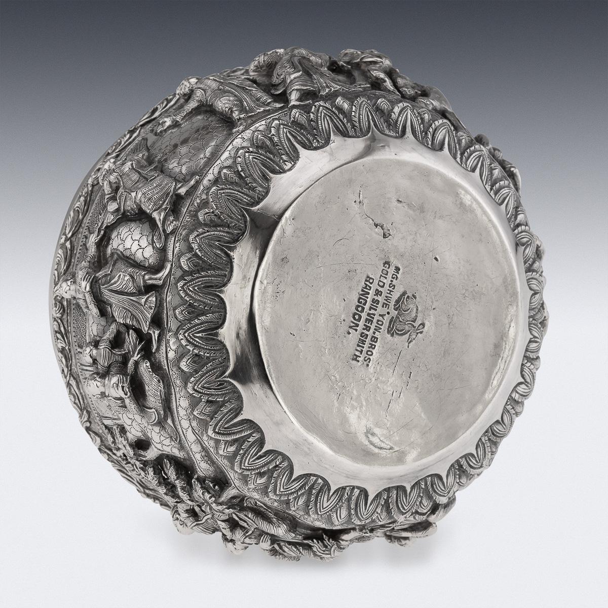 Argent Ancienne coupe en argent massif birman repoussé du 20e siècle 