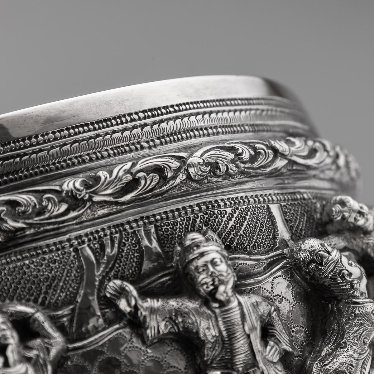 Ancienne coupe en argent massif birman repoussé du 20e siècle 