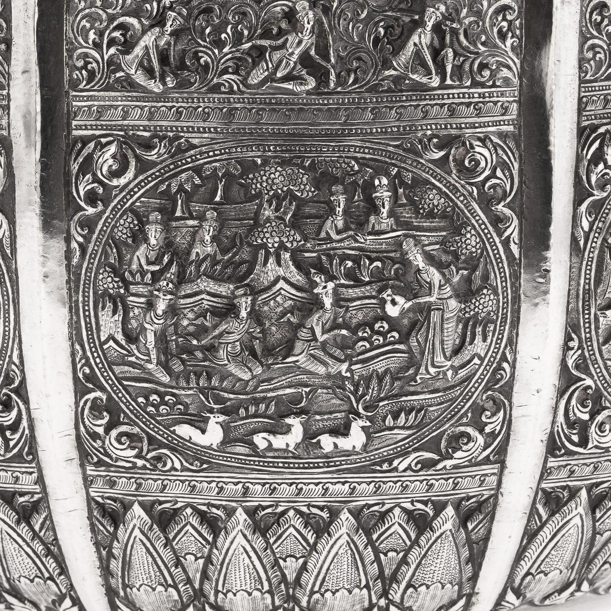 Ancienne coupe à scènes 