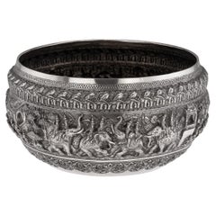 Bol birman antique Jataka en argent massif du 20e siècle, Rangoon vers 1928