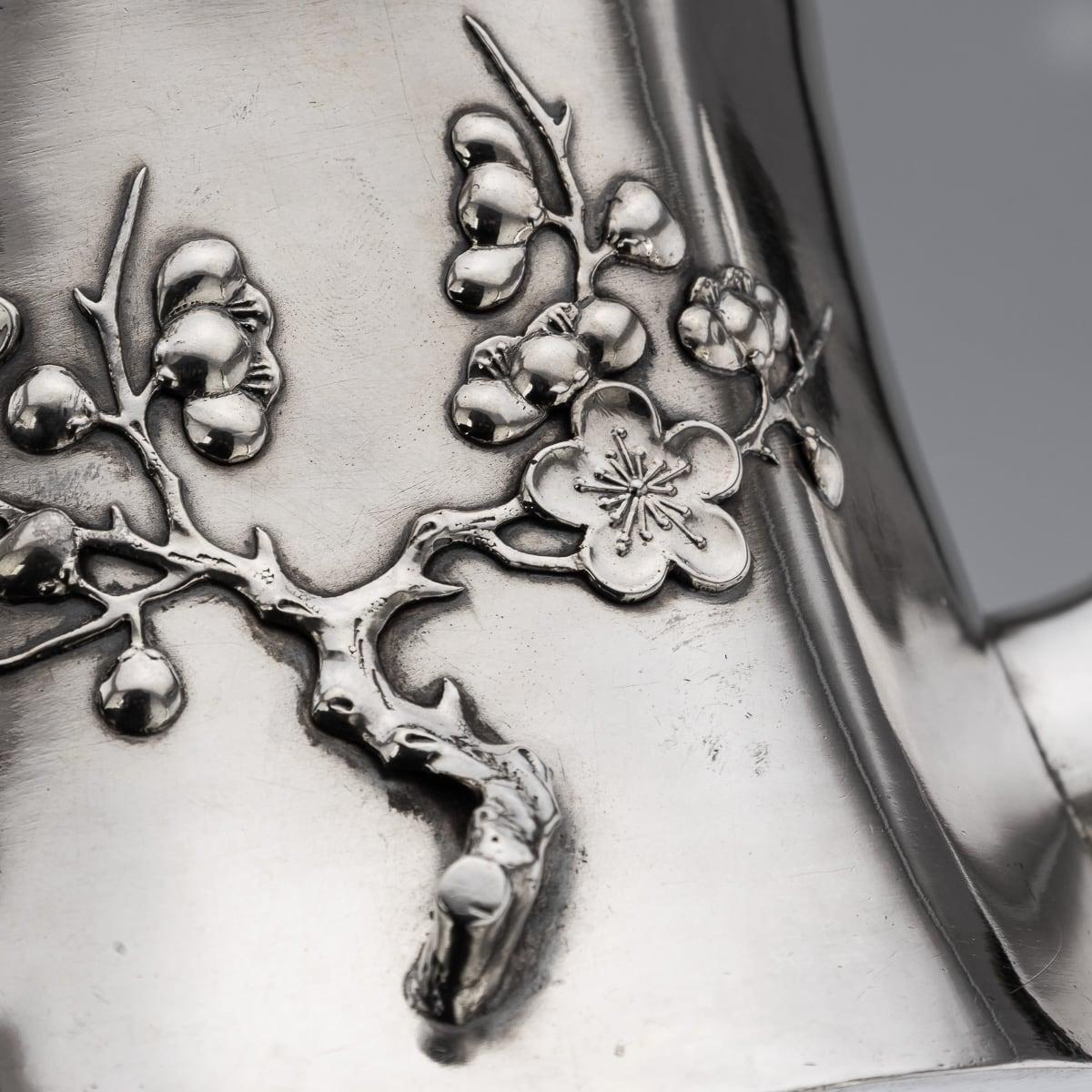 Service à thé quatre pièces en argent massif exporté de Chine du 20e siècle, Singfat vers 1900 en vente 7