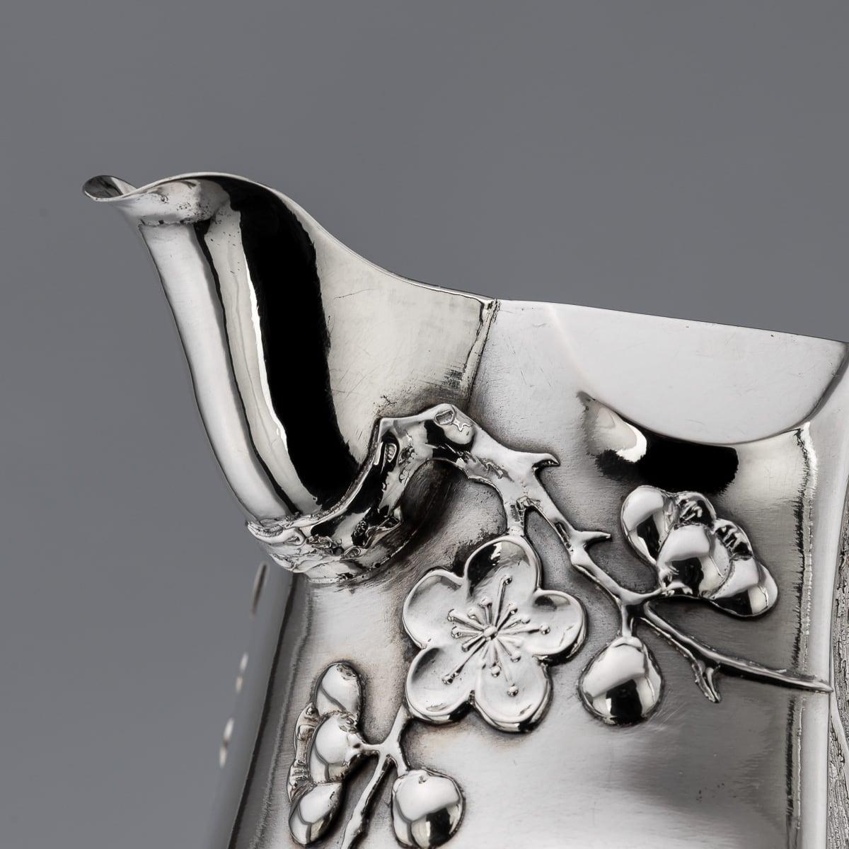 Service à thé quatre pièces en argent massif exporté de Chine du 20e siècle, Singfat vers 1900 en vente 11