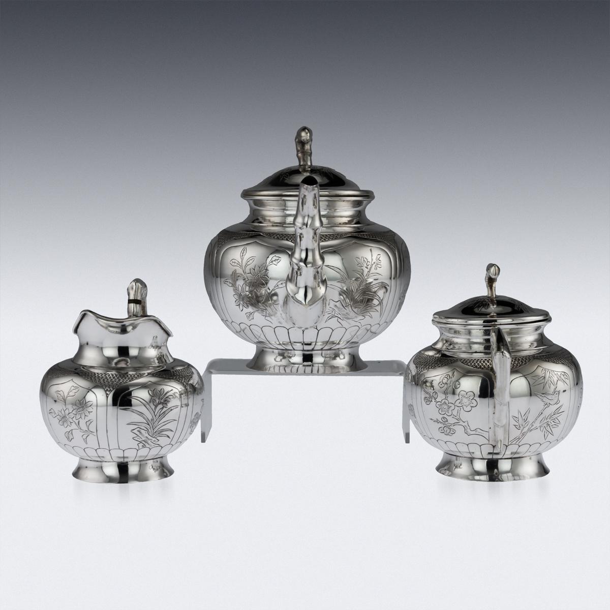 Antique 20thC Chinese Solid Silver 3 Piece Tea Set On Tray c.1910 In Good Condition For Sale In Royal Tunbridge Wells, Kent