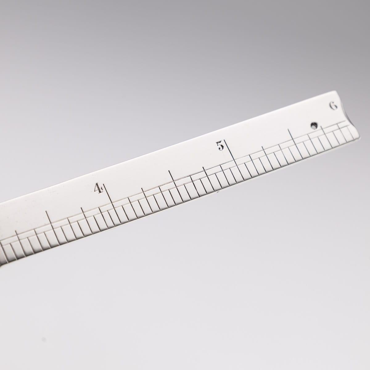 Antique 20thC Edwardian Solid Silver Combination Pencil/Ruler/Pen, London c.1902 In Good Condition For Sale In Royal Tunbridge Wells, Kent