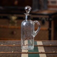 Antiguo decantador de whisky inglés de plata maciza y cristal tallado del siglo XX, Chester c.1902