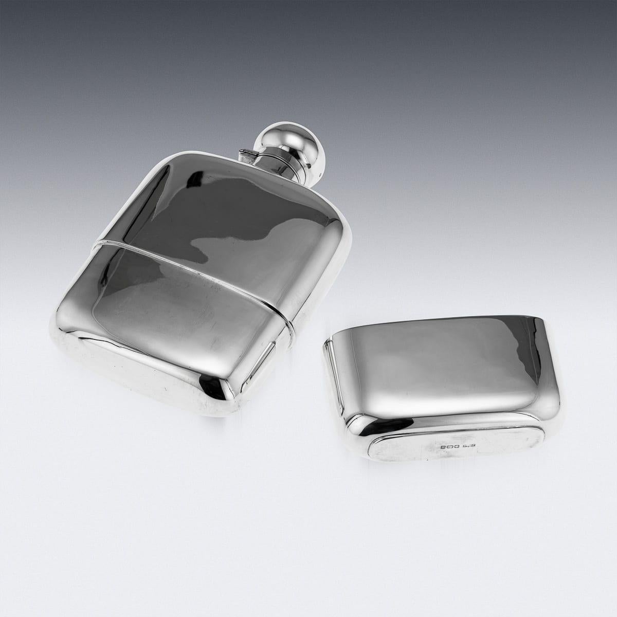 20ième siècle Ancienne gourde et coupe en argent massif anglais du 20e siècle, James Dixon & Sons c.1905 en vente