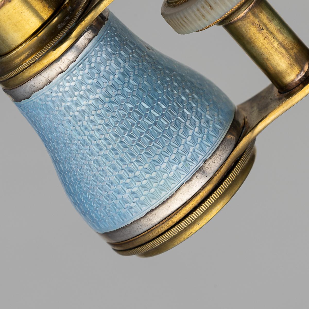 Antico bicchiere da opera tedesco del XX secolo in ottone e argento con smalto guilloché in vendita 7