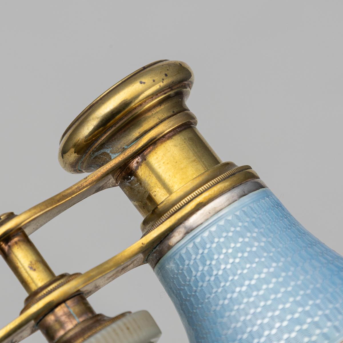 Antico bicchiere da opera tedesco del XX secolo in ottone e argento con smalto guilloché in vendita 3