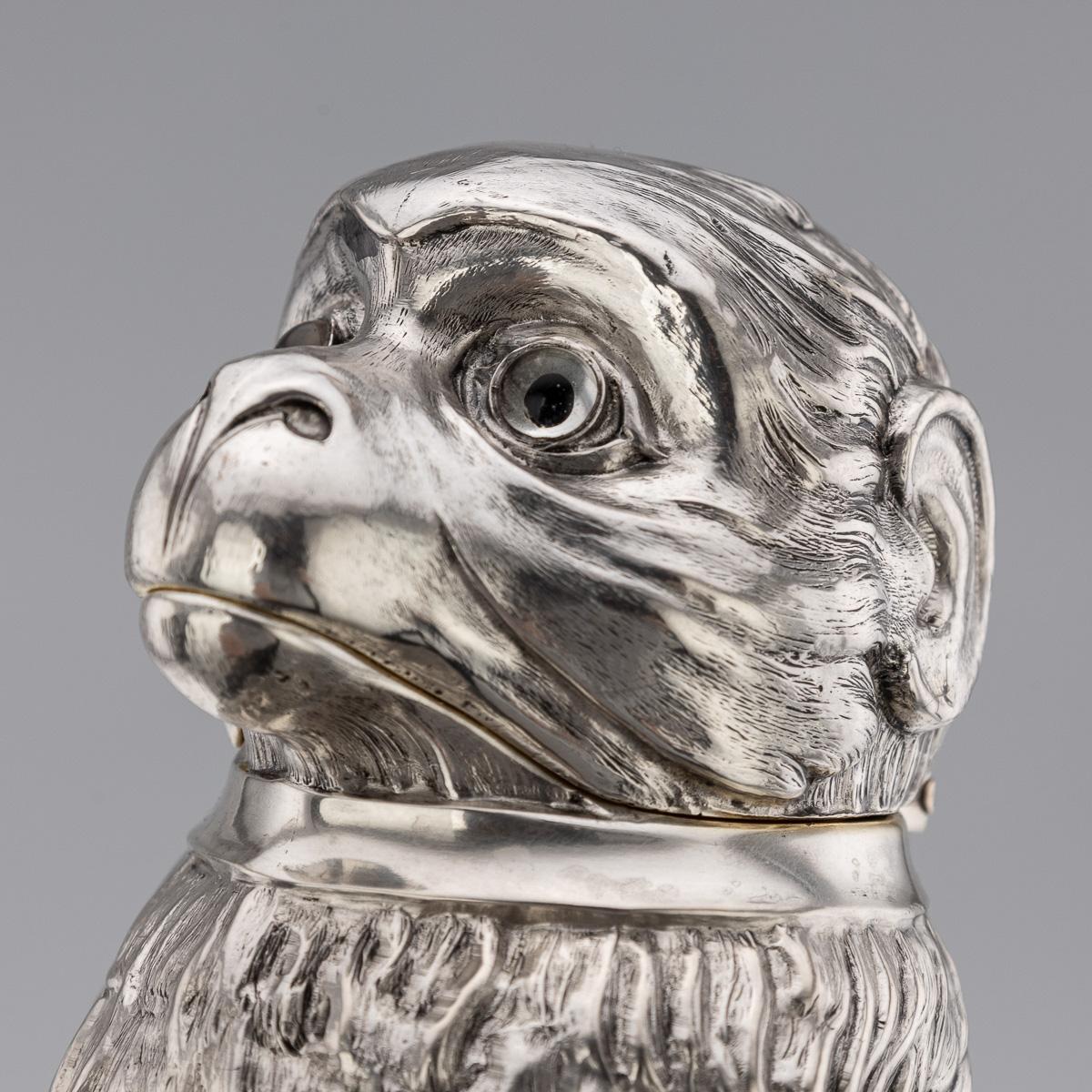 Antiquité allemande du 20e siècle, en argent massif et verre, cruche à claret en forme de singe, c.1900. en vente 4