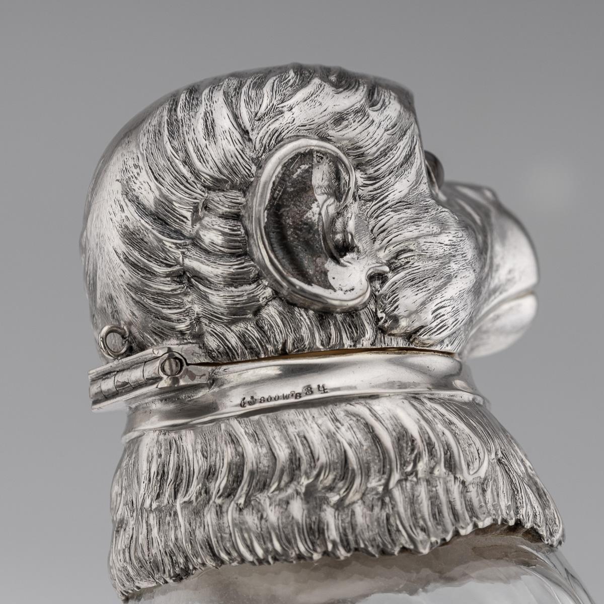 Antiquité allemande du 20e siècle, en argent massif et verre, cruche à claret en forme de singe, c.1900. en vente 10