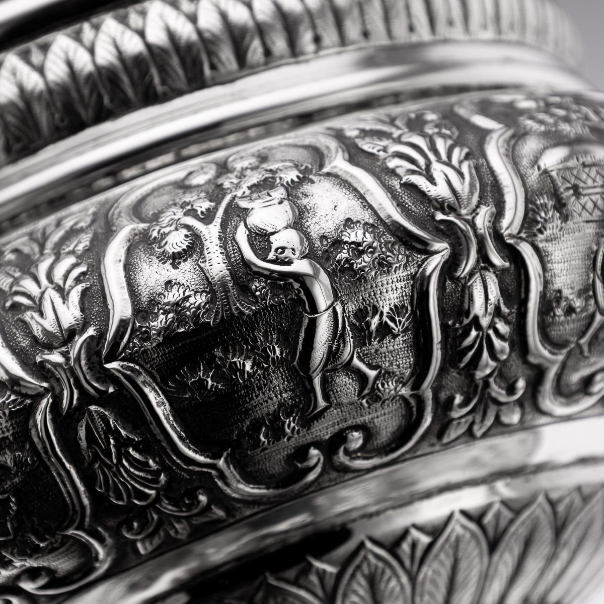 A.I.C C. Silver Repoussé, Dass & Dutt c.1900 en vente 10