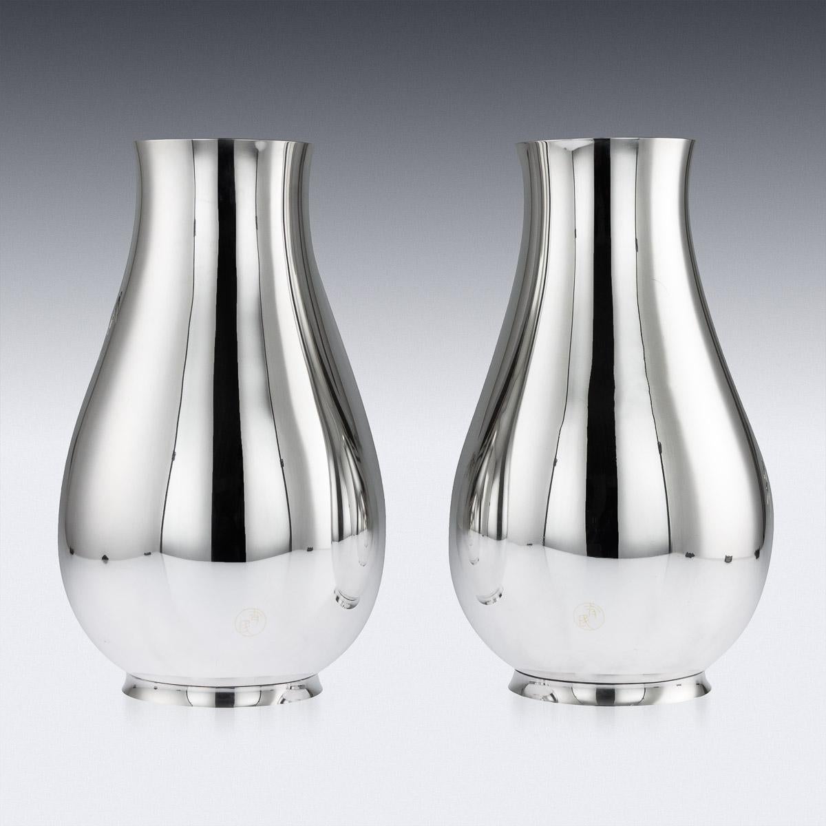 20th Century Antique Japanese Exceptional Solid Silver Vases, Ametani Yumin, circa 1900