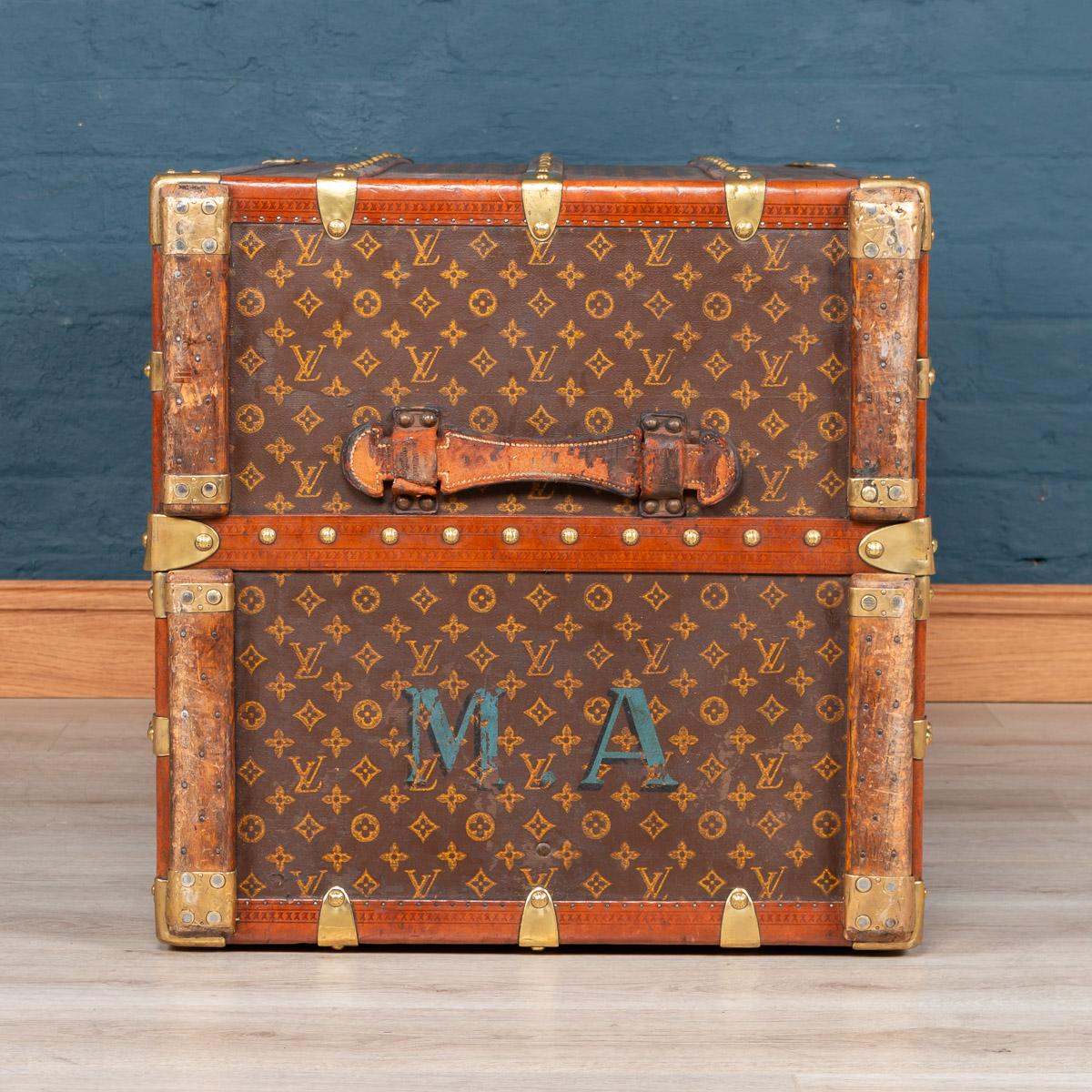 20th Century Louis Vuitton Cocktail Bar & Humidor Customised Trunk, circa 1920 1