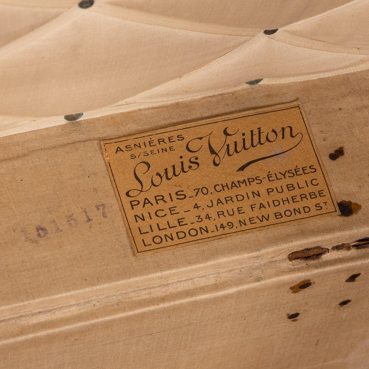 Antique 20thC Louis Vuitton Courier Trunk In Monogram Canvas, France c.1920 For Sale 6