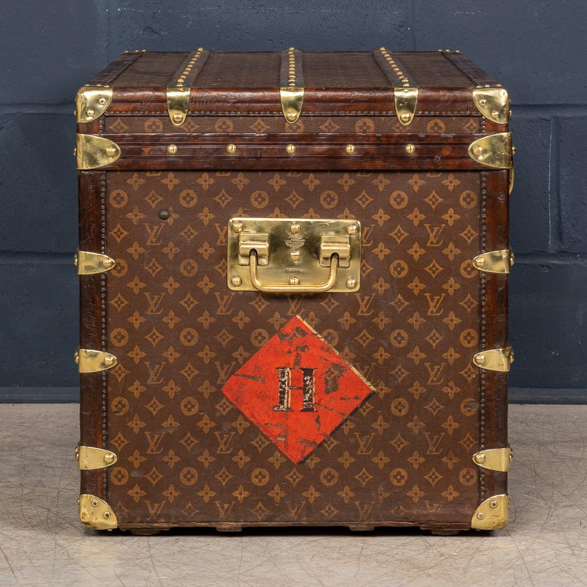 Brass Antique 20thC Louis Vuitton Courier Trunk In Monogram Canvas, France c.1920 For Sale