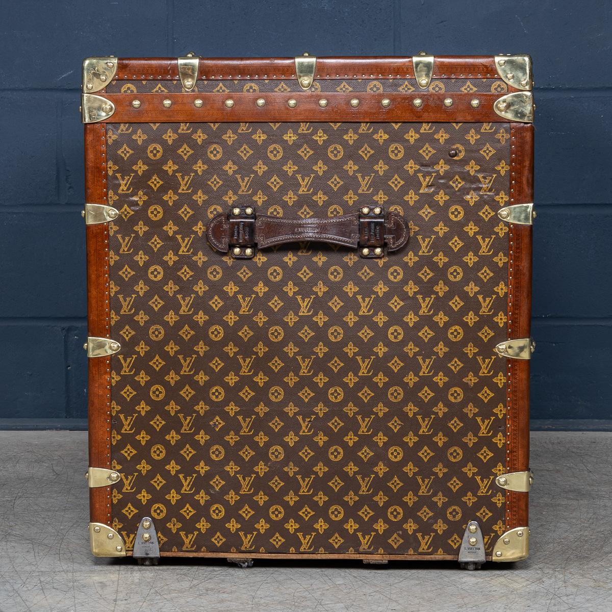 Francese Antico Louis Vuitton del XX secolo 