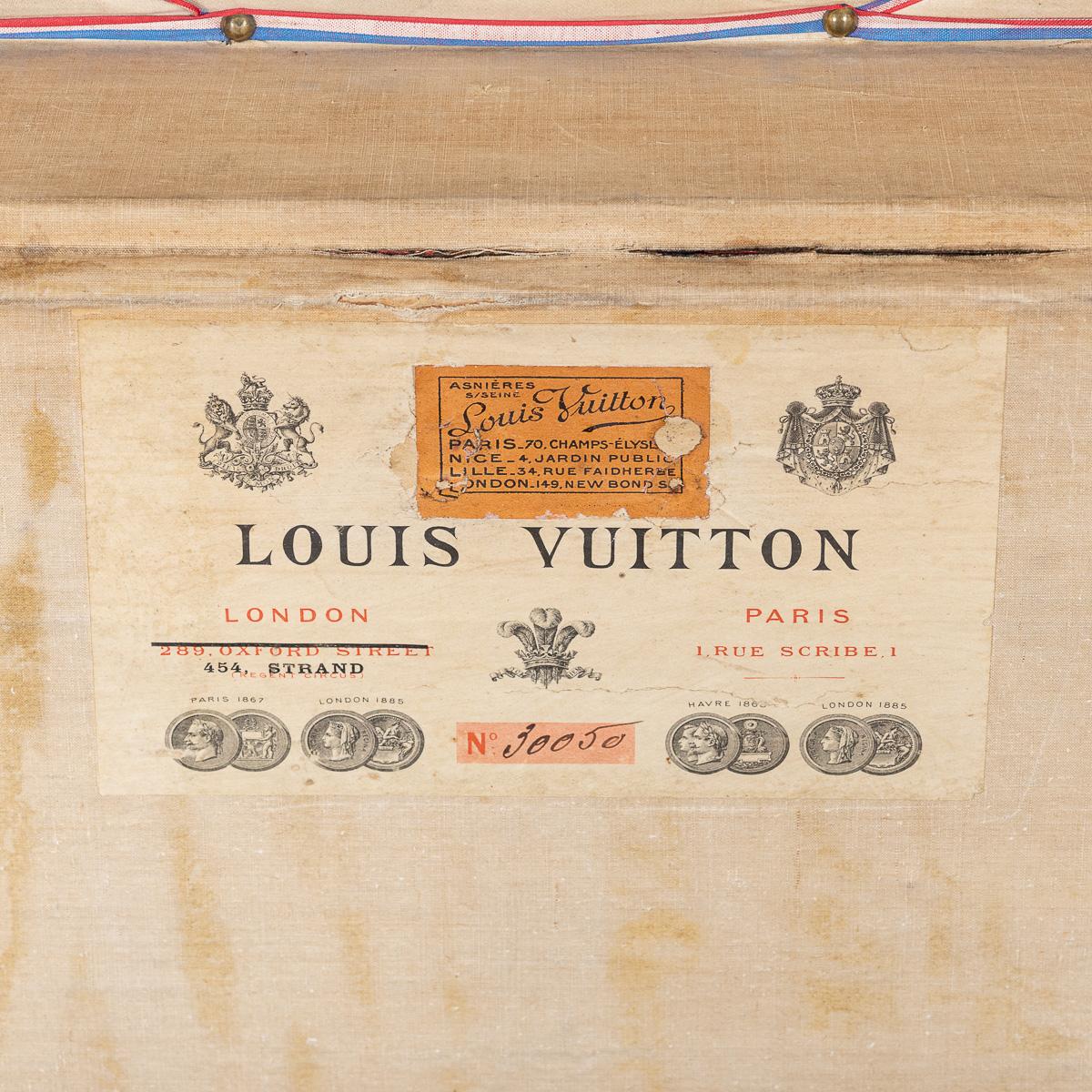 Ancienne malle haute Louis Vuitton du 20e siècle en toile de damier, France c.1900 en vente 3