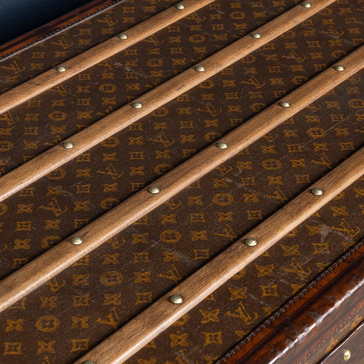 Antique 20thC Louis Vuitton Malle Haute Trunk In Monogram Canvas, France c.1910 For Sale 12