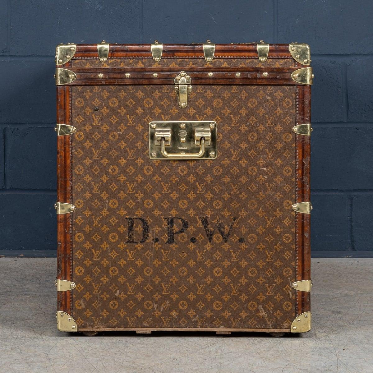 20th Century Antique 20thC Louis Vuitton Malle Haute Trunk In Monogram Canvas, France c.1910 For Sale