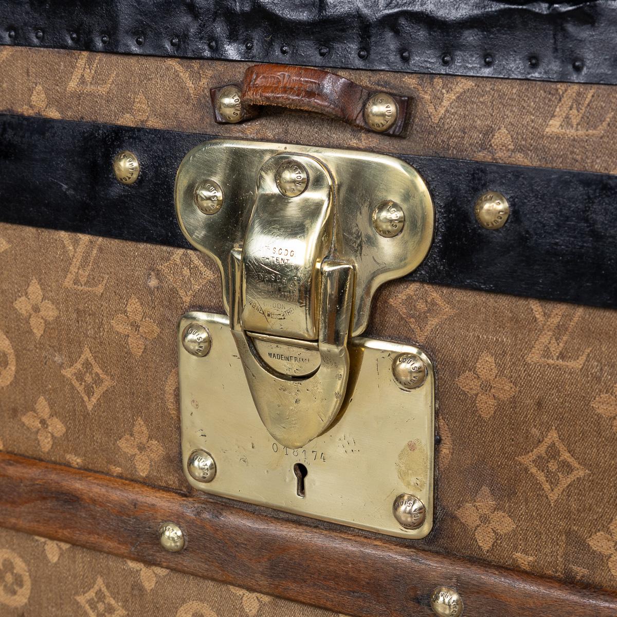 Malle Louis Vuitton du 20e siècle « Malle Haute » en toile tissée, France c.1900 en vente 10