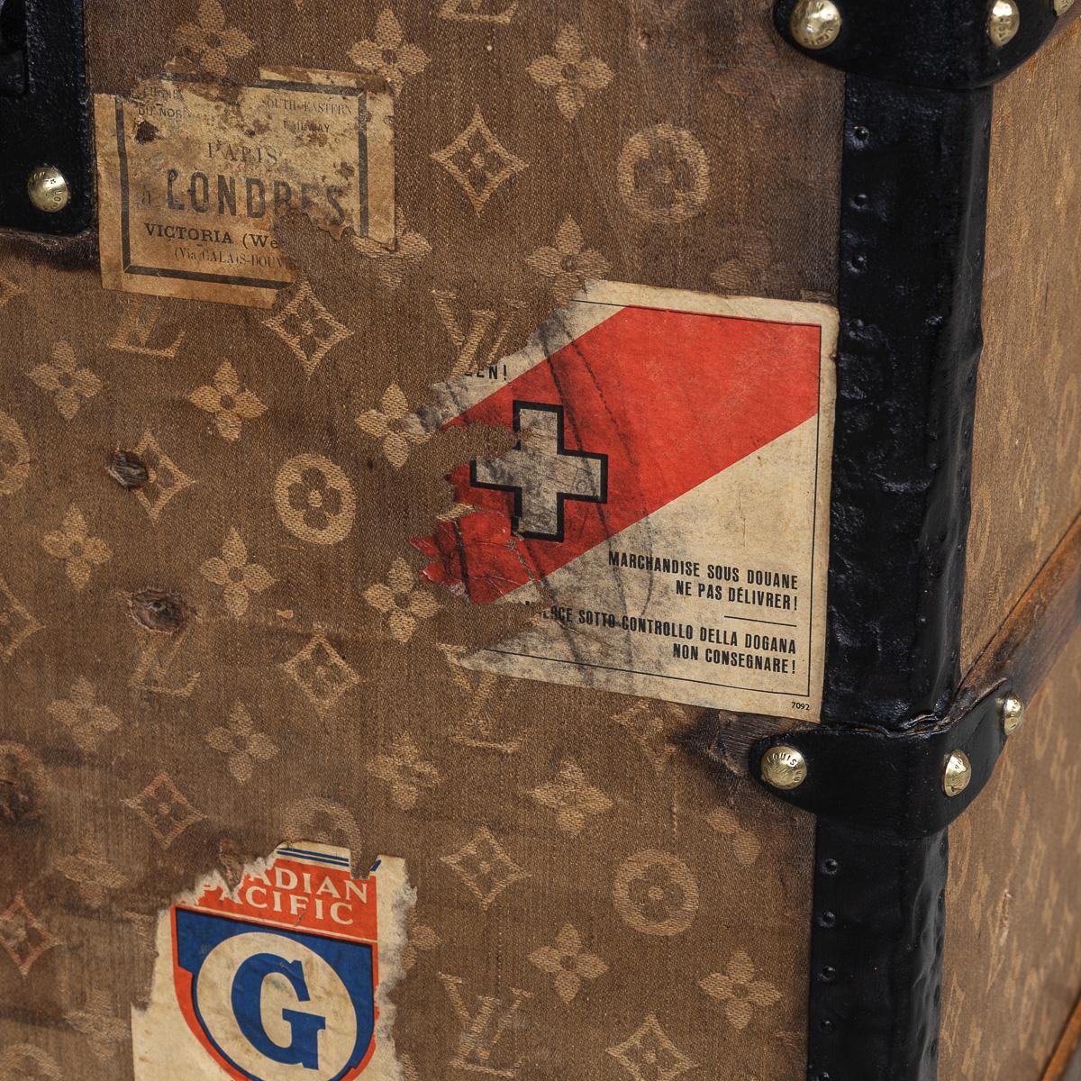 Malle Louis Vuitton du 20e siècle « Malle Haute » en toile tissée, France c.1900 en vente 12