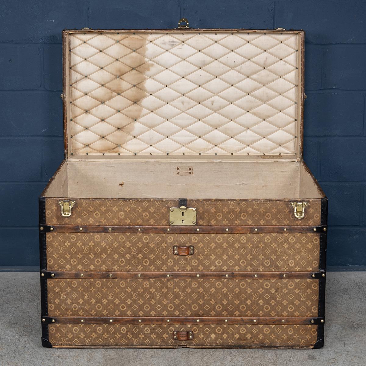 Malle Louis Vuitton du 20e siècle « Malle Haute » en toile tissée, France c.1900 en vente 2