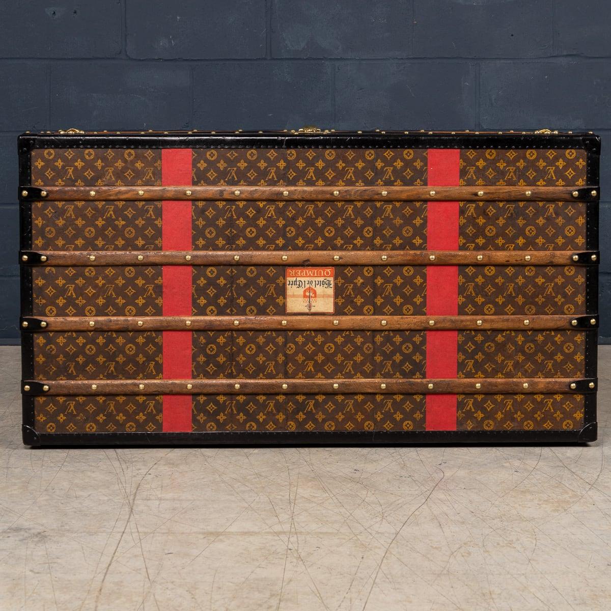 Antico baule Louis Vuitton del XX secolo in tela Monogram, Francia in vendita 3