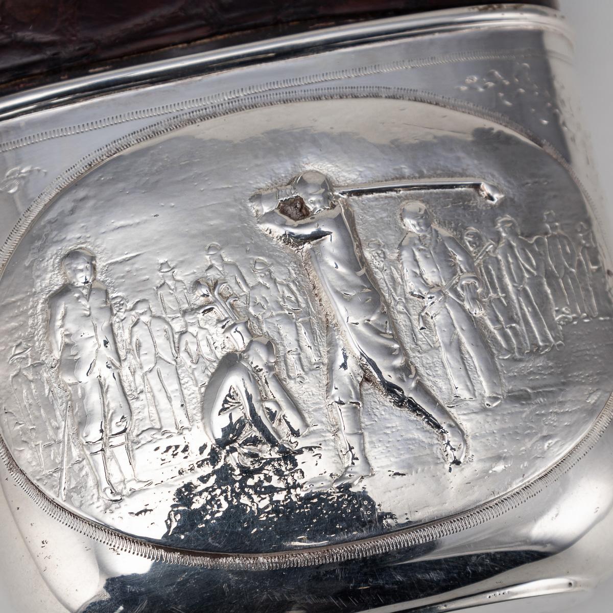 Antike 20. Jahrhundert Neuheit Silber Platte & Krokodil Leder Golfing Flachmann c.1920 im Angebot 5