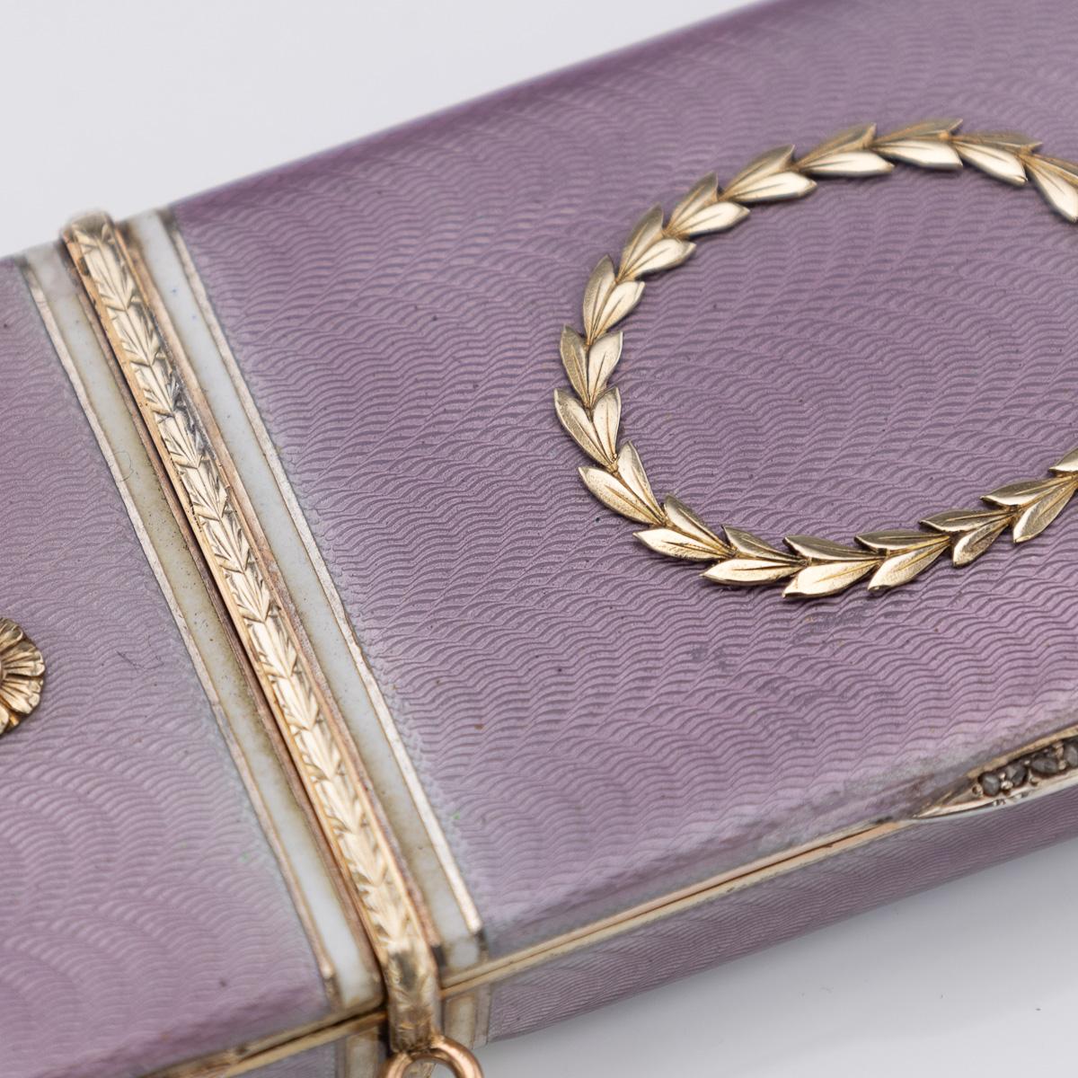 Ancienne Nécessaire russe en argent massif, émail et diamants Fabergé du 20e siècle en vente 7