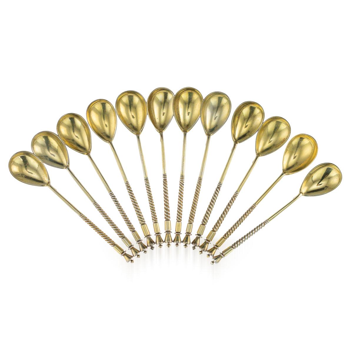 Antique Russian Set of 12 Silver-Gilt Niello Spoons, Maria Sokolova, circa 1900 In Good Condition In Royal Tunbridge Wells, Kent