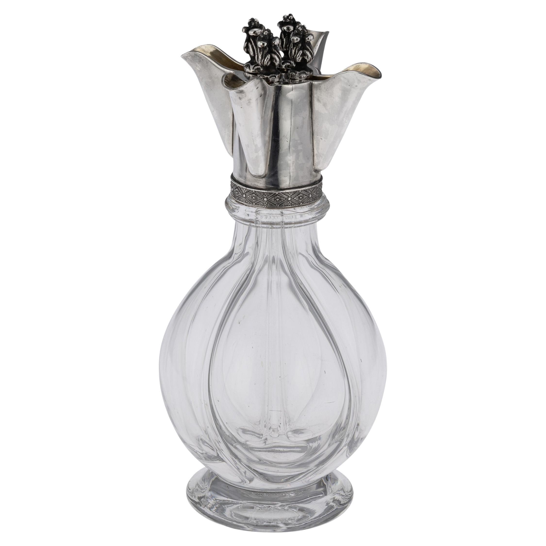 Antica bottiglia da liquore a quattro camere in argento massiccio russo del XX secolo, Mosca c.C.