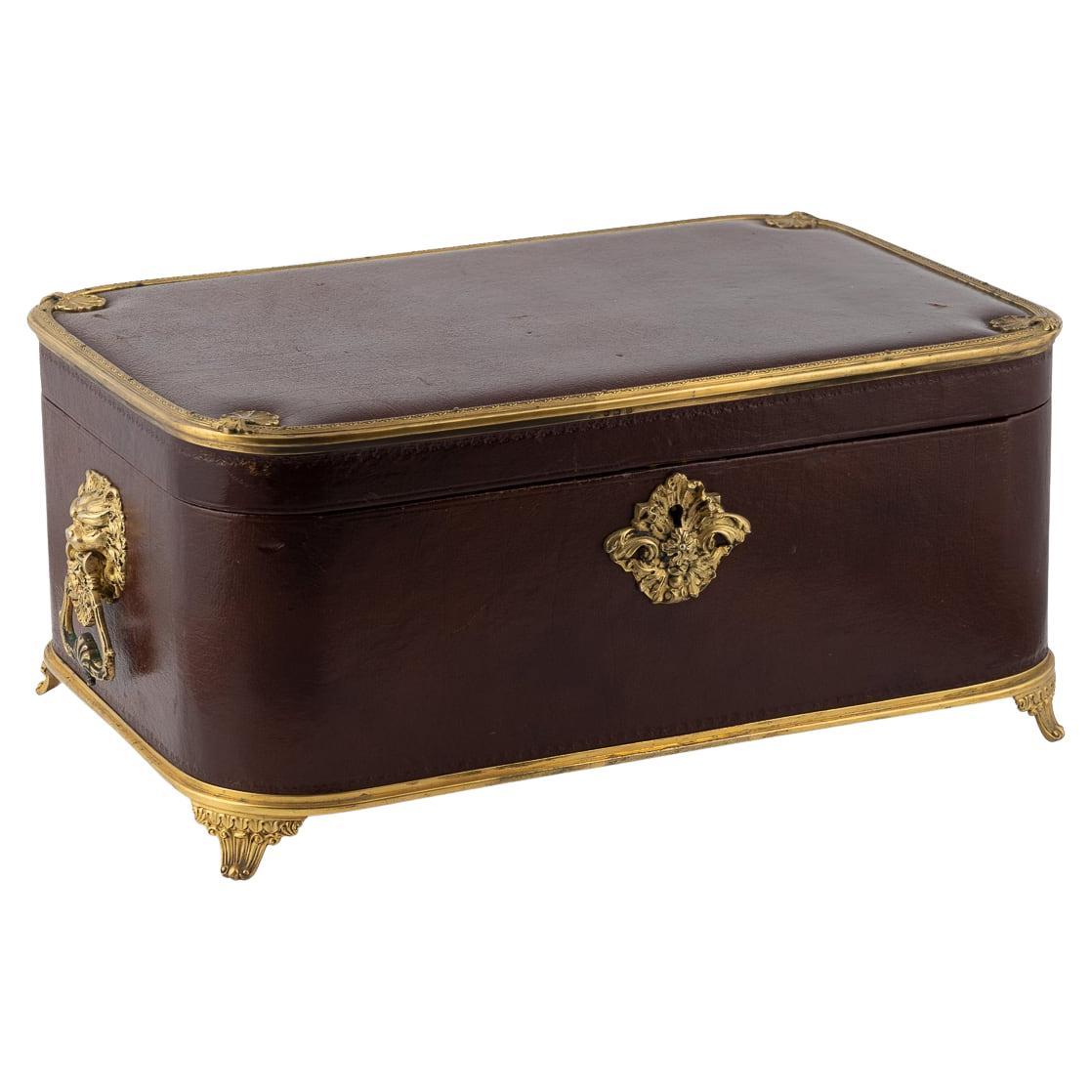 Antiguo joyero de plata maciza y cuero burdeos del siglo XX c.1920