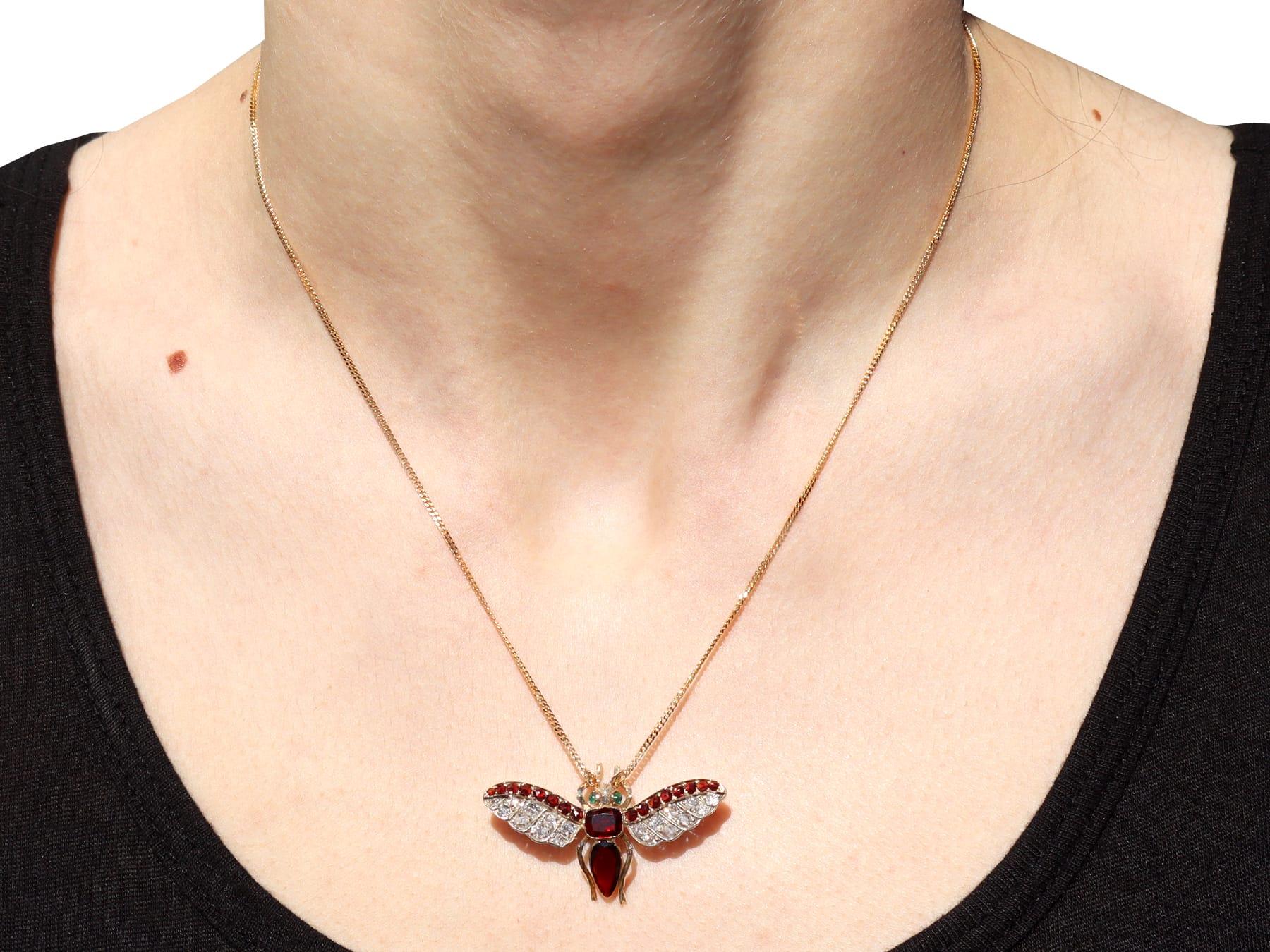 Antique 2.13 Carat Garnet Diamond and Emerald Yellow Gold Insect Pendant For Sale 7