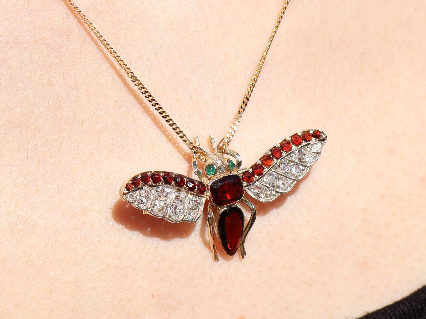 Antique 2.13 Carat Garnet Diamond and Emerald Yellow Gold Insect Pendant For Sale 8