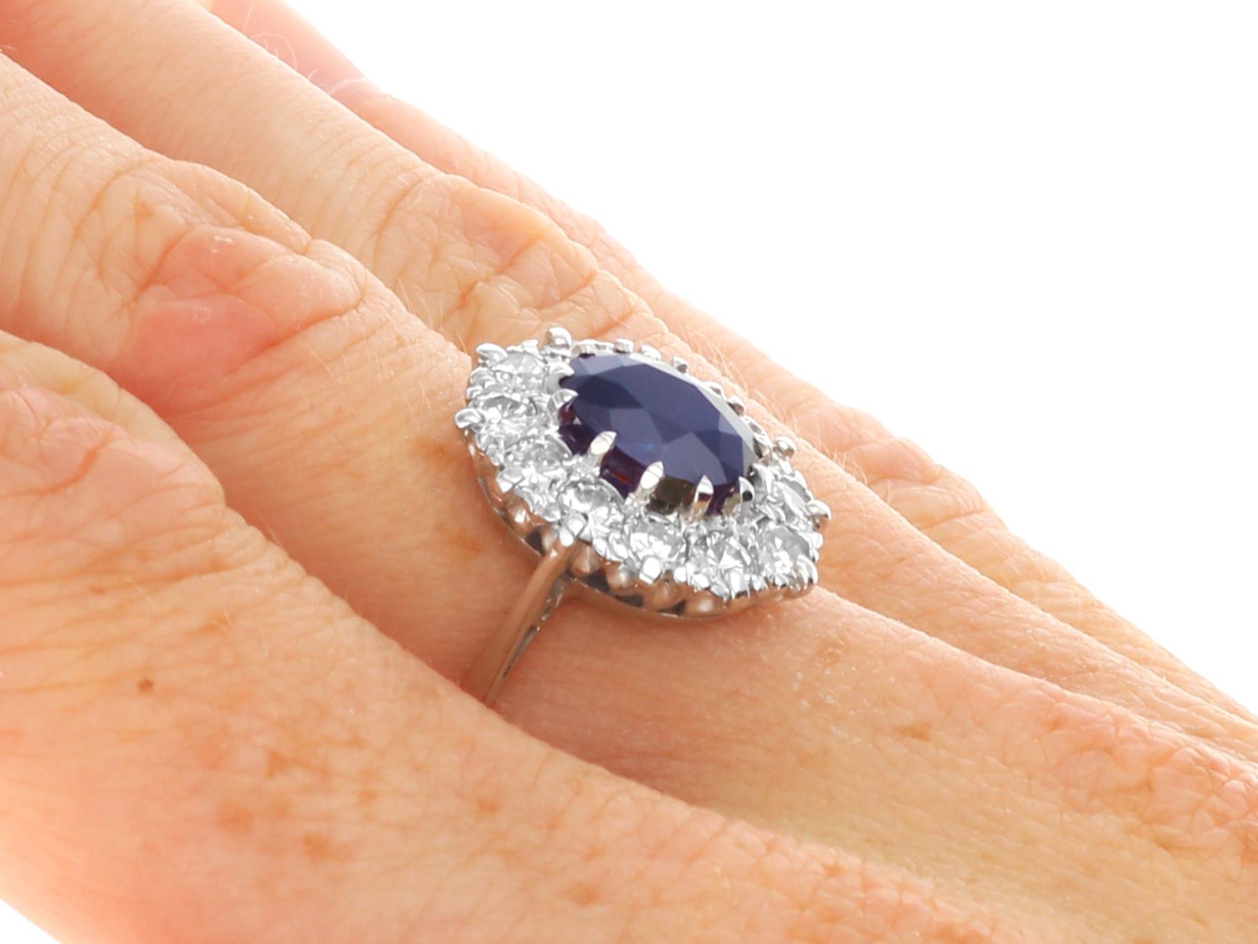 Bague ancienne en or blanc 18k de 2,13 carats de saphir et 1,00 carat de diamant Circa 1935 en vente 5