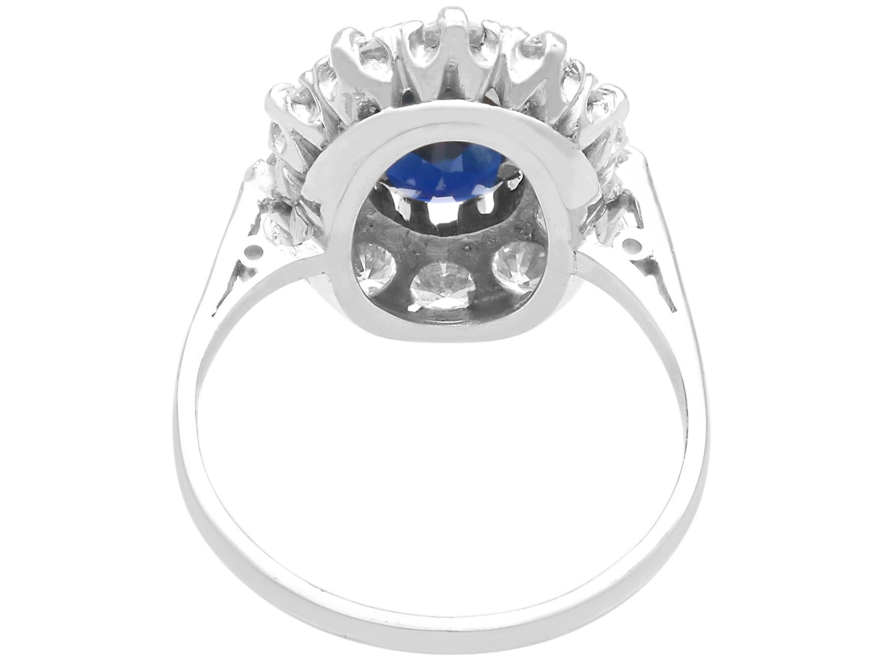 Bague ancienne en or blanc 18k de 2,13 carats de saphir et 1,00 carat de diamant Circa 1935 Unisexe en vente