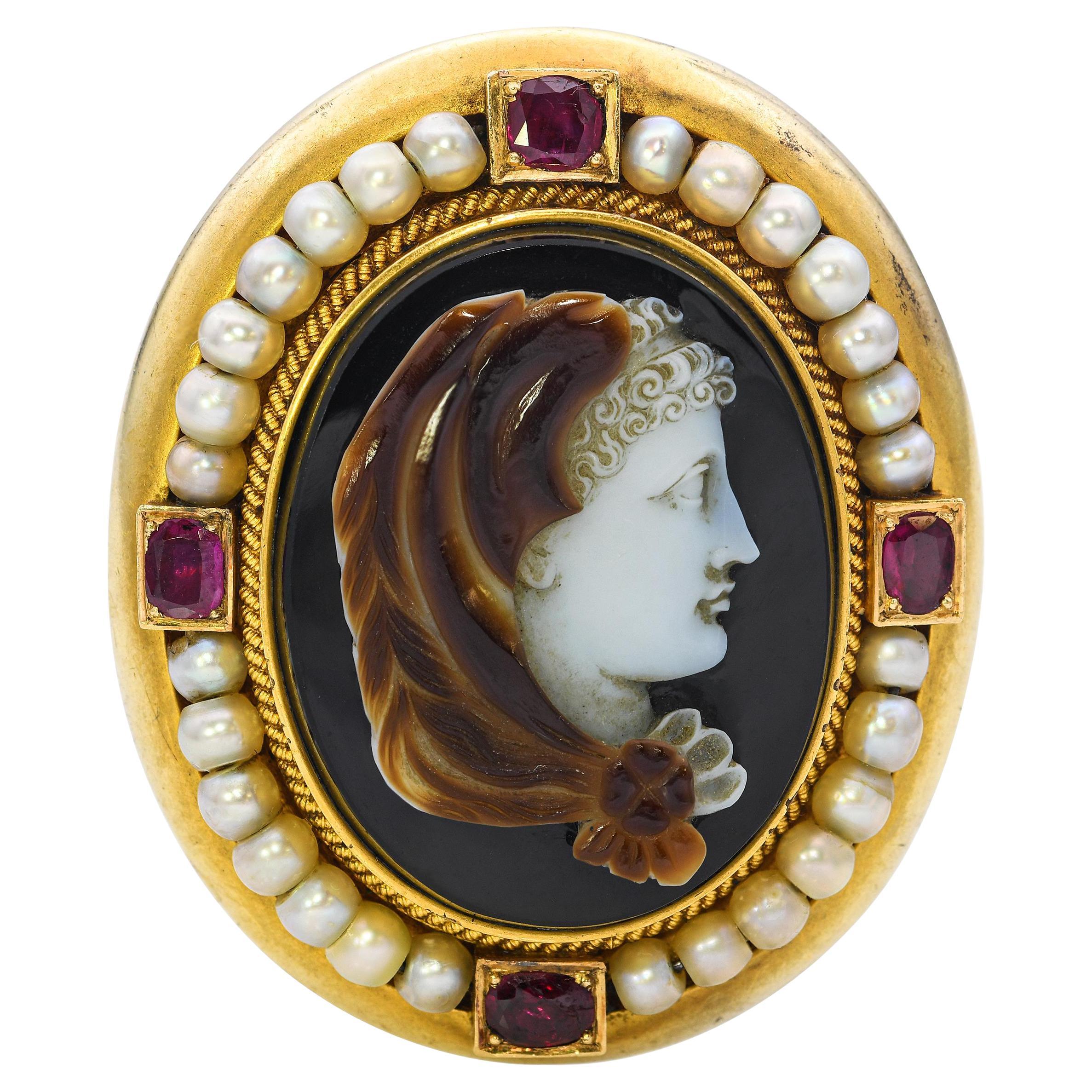 Antiguo oro amarillo 21k Rubíes y perlas Onfalia Reina de Lidia Camafeo de piedra dura