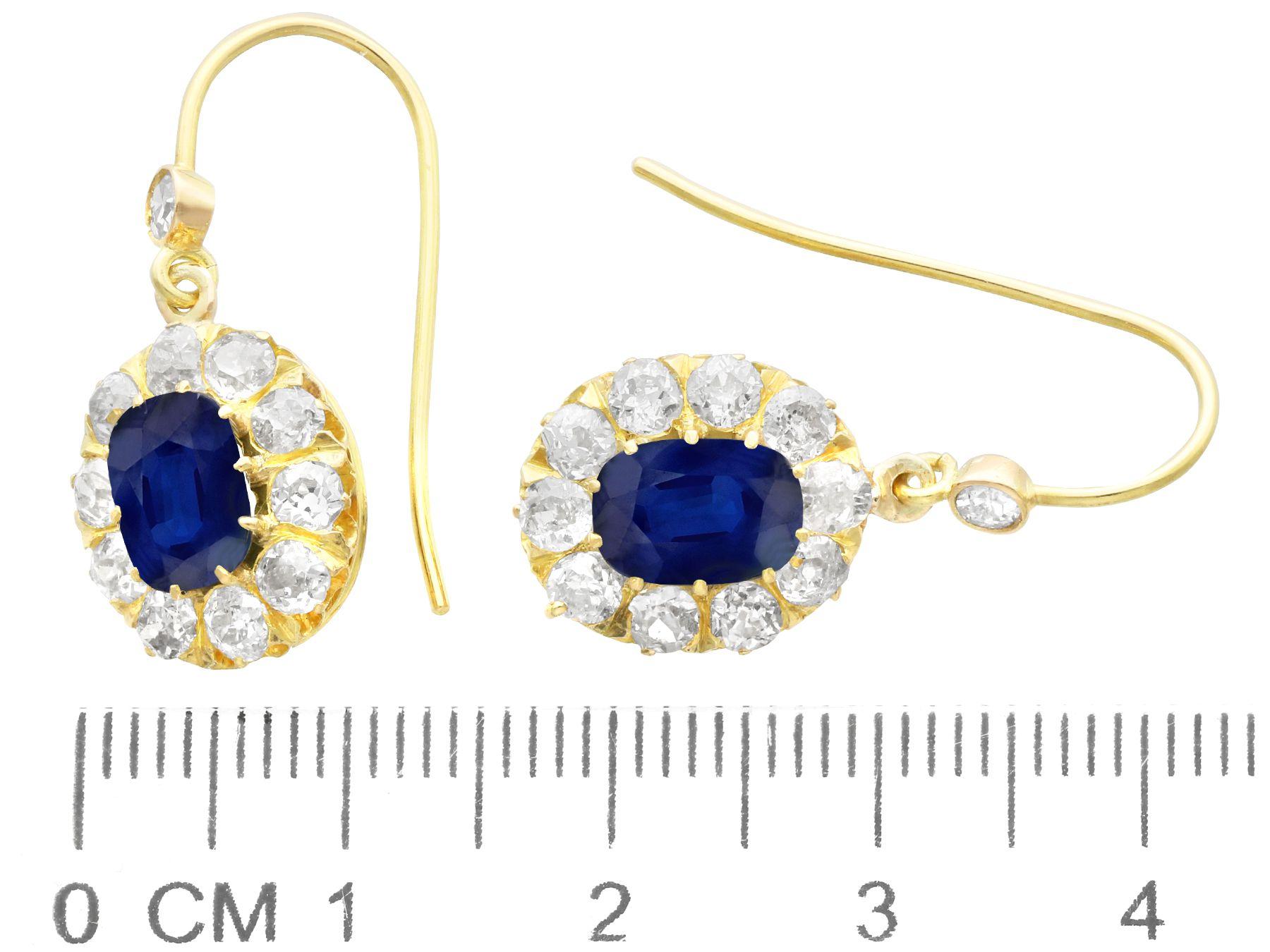 Antique 2.22 Ct Sapphire and 1.20 Ct Diamond 15 Carat Yellow Gold Drop Earrings For Sale 3